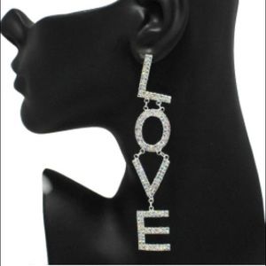 SILVER TONE “L🤍VE” RHINESTONE PIERCED EARRINGS 🤍